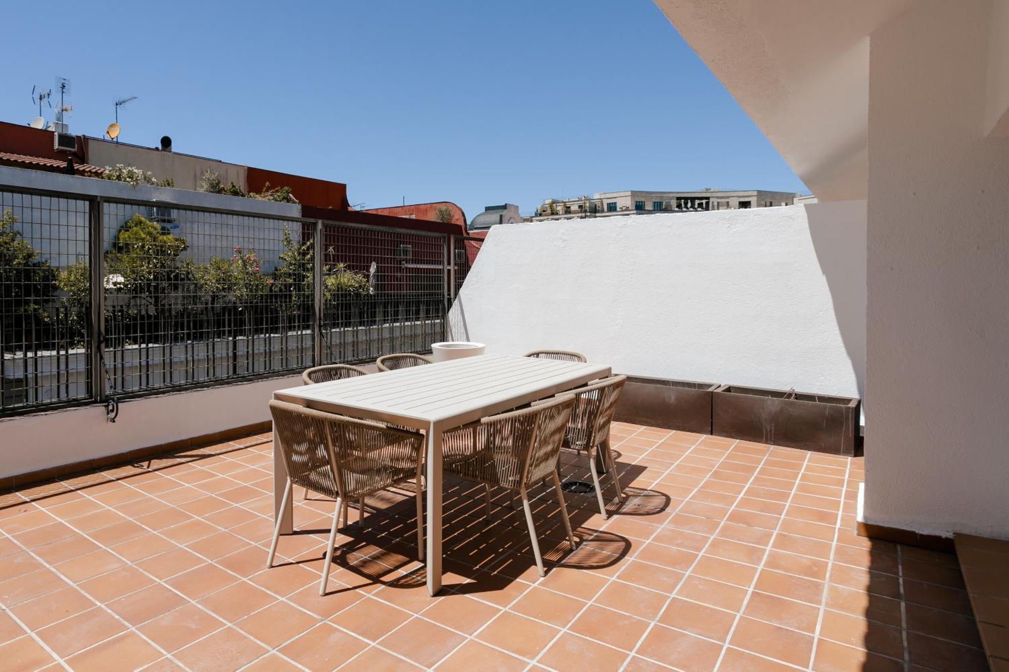 Sonder Santa Ana Aparthotel Madrid Kültér fotó